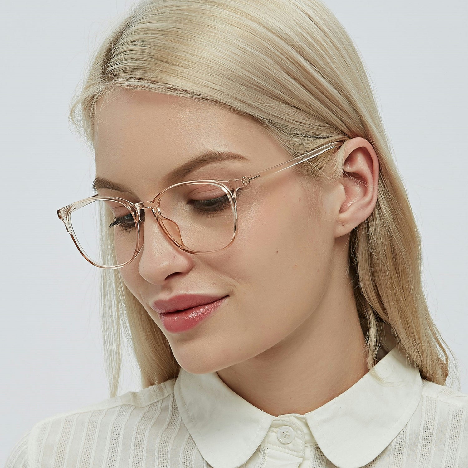 Fashionable Ladies Eyewear